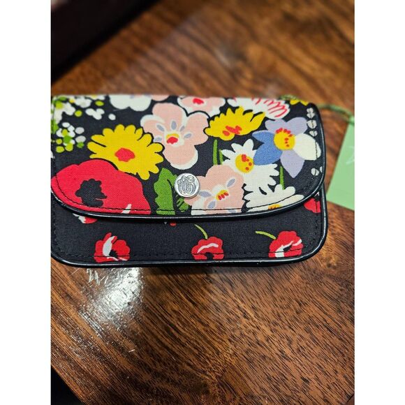 Vera Bradley Quickstep Wallet Poppy Fields NEW TAGS - Picture 2 of 8
